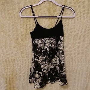 MKM designs black/white floral lace tank top